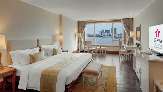 Deluxe, Twin Beds, Sokha Phnom Penh Hotel 5/10