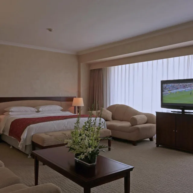 غرفة ديلوكس بسرير مزدوج بإطلالة على المتنزه، Beijing Continental Grand Hotel 3/5