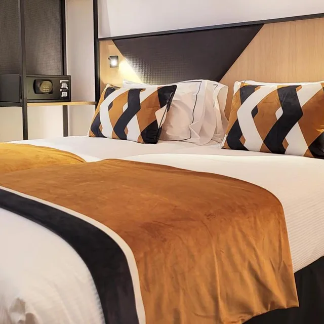 غرفة بسريرين منفصلين، Hotel Star Champs Elysees 3/6