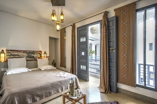 غرفة كلاسيكية بسرير كوين، Riad Awa 1/7