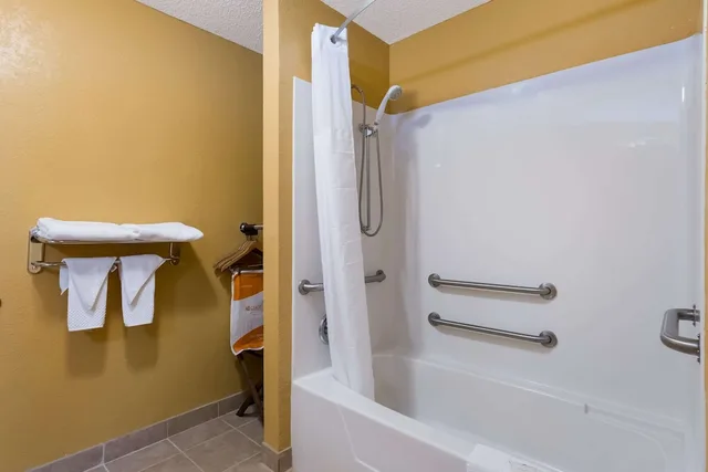غرفة بسرير كينج، Quality Inn Jefferson at I-85 5/5