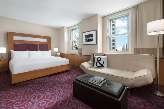 جناح جونيور، Hotel 57 7/8