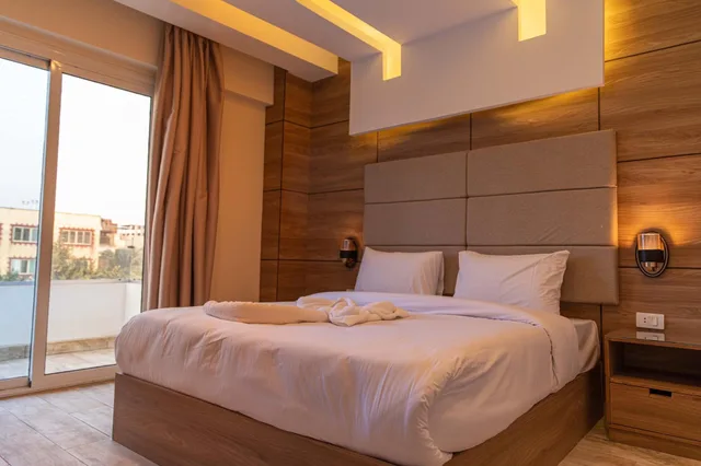Room, Double Bed, Pyramids View, Balcony، Nine Pyramids View Hotel 5/10