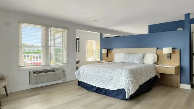 جناح استوديو تنفيذي، Harborline Hotel Rockland, ME 1/10