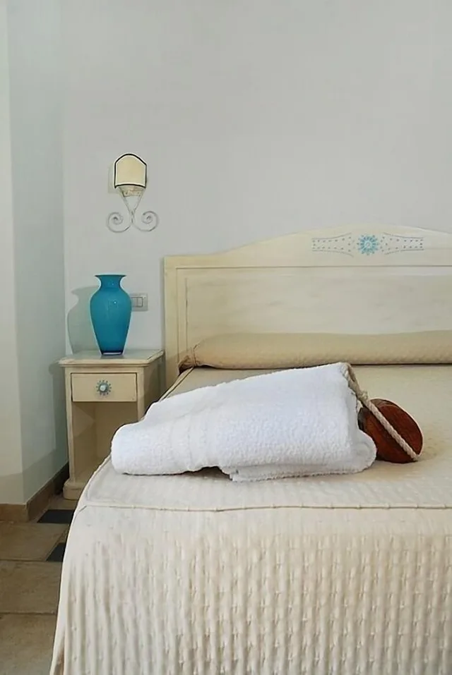 غرفة ثلاثية بسرير كوين، Hotel Patti 1/2