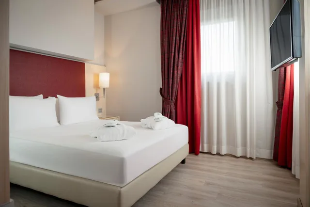 غرفة كلاسيكية بسرير كوين، Just Hotel Lomazzo Fiera 3/10