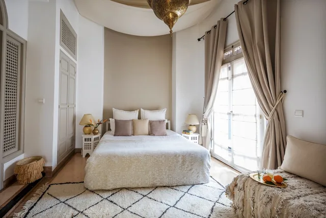 Junior Suite, King Bed, Side Beach View، Riad Olema et Spa 4/6
