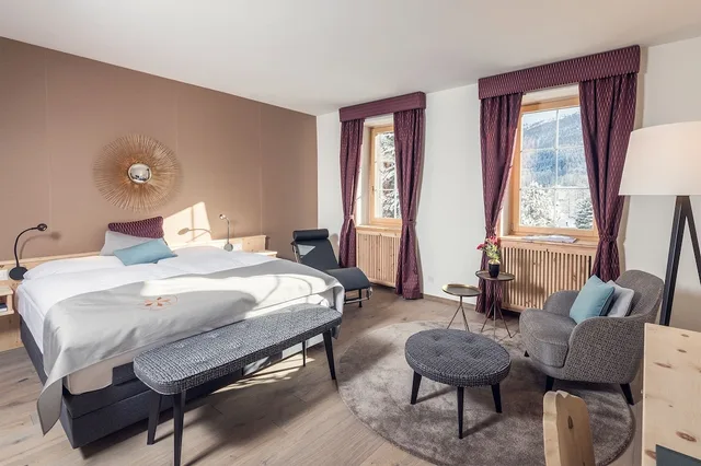 غرفة ديلوكس بسرير مزدوج، Parkhotel Margna Superior 5/8