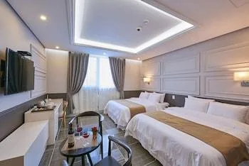 Style, Deluxe, Twin Beds، Madrid Hotel Gwangju 1/3