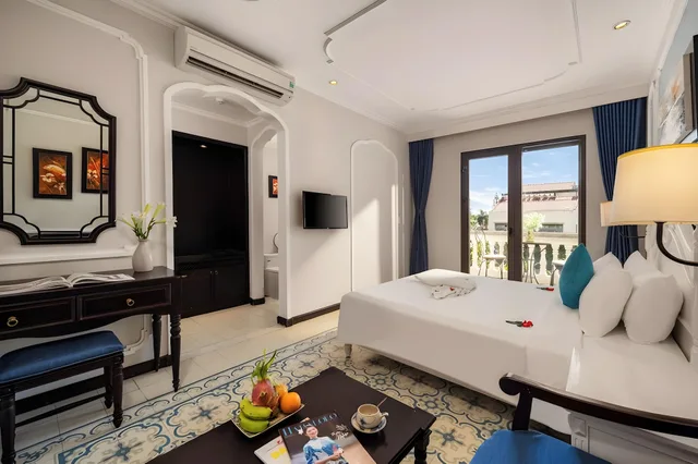 غرفة ديلوكس بسرير كينج بإطلالة على المسبح، Hoi An Rosemary Boutique Hotel And Spa 3/3