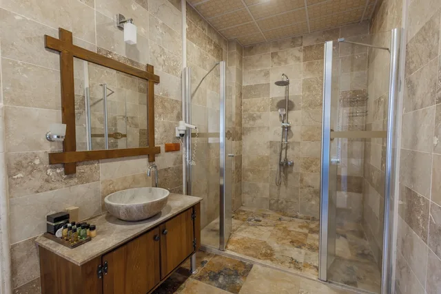غرفة كومفورت بسرير كوين وسرير فردي، Grand Cappadocia Hotel 4/8