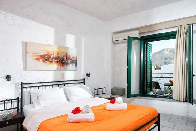 Studio, 1 Double and 1 Single Bed, Mountain or Sea View، Erofili Apartments 9/10