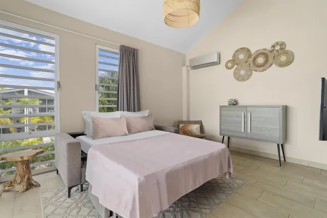 1 Bedroom, Apartment, Sofa, Delfins Beach Resort Bonaire, Tapestry Collection by Hilton 1/3