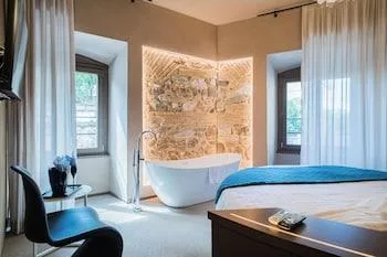 Superior, Round Bed, City View، 163 Boutique Hotel 1/1