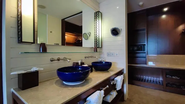 غرفة بريميير بسرير كينج، Luhuitou Sanya Resort 7/7