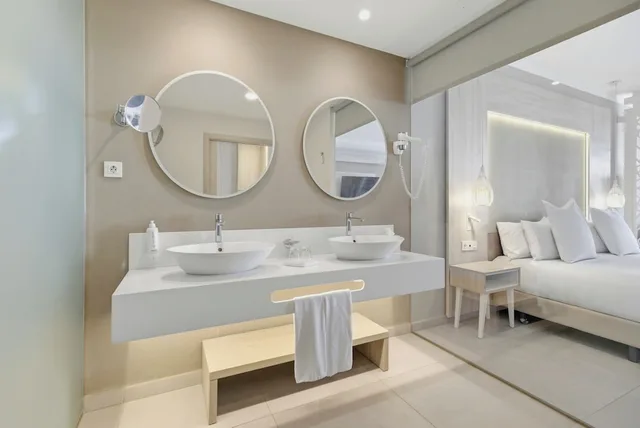 Swim Up, Junior Suite, King Bed, Adult Only، Bahia Principe Fantasia Tenerife 10/10