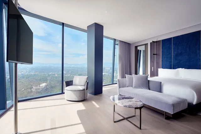 جناح تنفيذي بسرير كينج بإطلالة على المدينة، The Ritz-Carlton, Mexico City 1/1