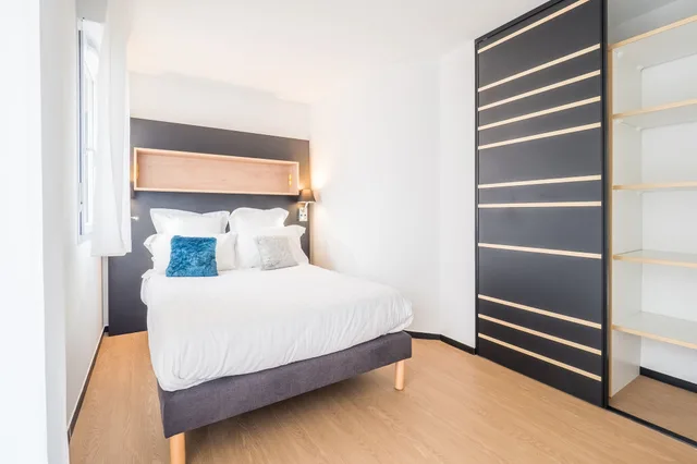 شقة بسرير مزدوج بغرفة نوم واحدة مع أريكة، Privilodges Le Hub Grenoble 4/5