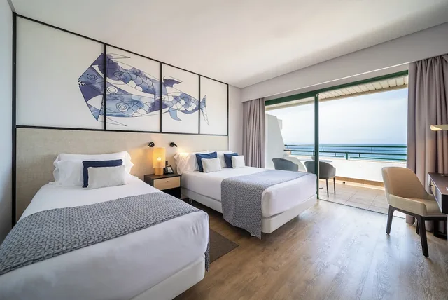 Preferred Club, Triple, 1 King and 1 Single Beds, Ocean View, Terrace، Dreams Lanzarote Playa Dorada Resort Spa 1/4