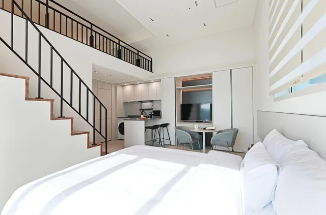 Upgrade, Club, Deluxe, Family, Twin Beds، Sota Suite Pyeongtaek Godeok 1/1
