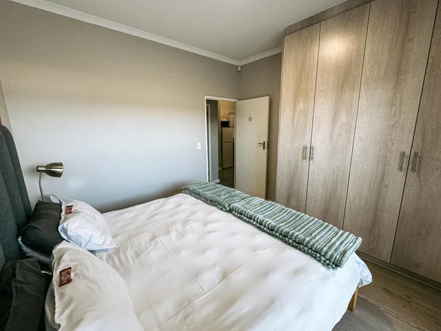 شقة، Nemesia Court 1/3