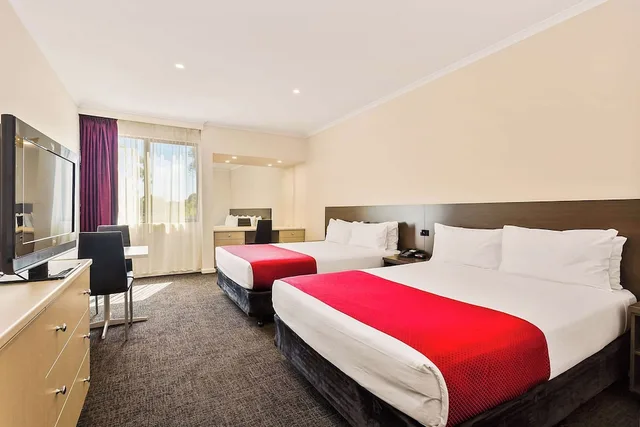 غرفة بسرير كوين لذوي الإعاقة، Quality Hotel Manor 2/4