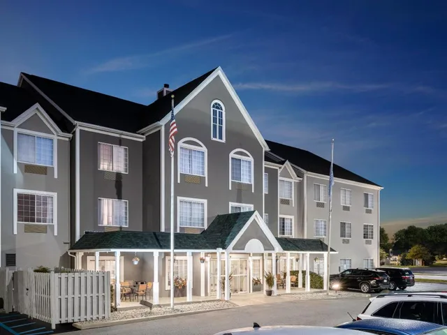جناح بسرير كينج، Country Inn & Suites by Radisson Maumee - Toledo 1/1