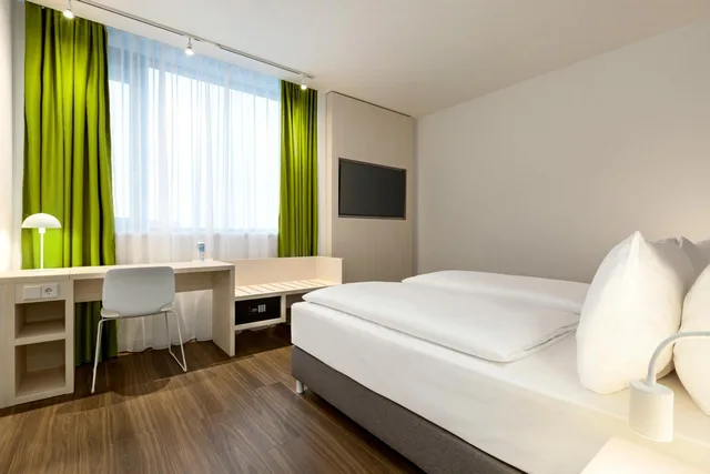 غرفة قياسية لذوي الإعاقة، Premier Inn Koblenz City 2/4