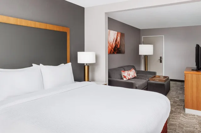 Suite, Multiple Beds, Accessible، Springhill Suites by Marriott Warwick 2/5