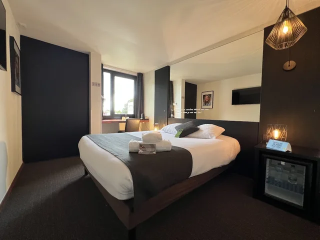 غرفة بريميوم بسرير كوين، Hotel Des Acacias Lille Tourcoing 1/7