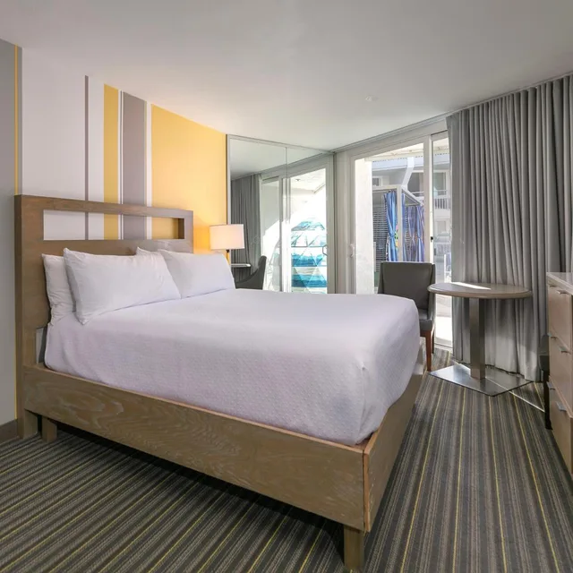 غرفة بسرير كوين لذوي الإعاقة، The Wayfarer San Diego 3/7