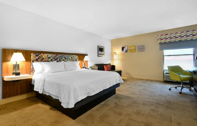 غرفة تنفيذية بسرير كينج، Hampton Inn Santee-I-95 1/8