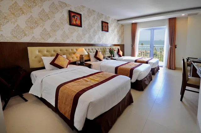 غرفة تنفيذية ثلاثية بشرفة، BOSS HOTEL NHA TRANG 2/10