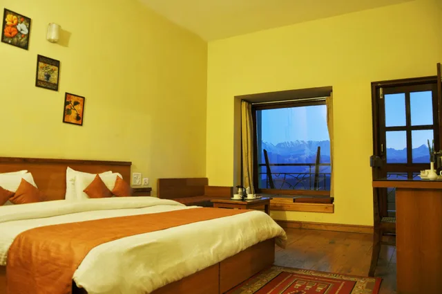 PRATIKSHA HIMALAYAN RETREAT، Almora 10/23