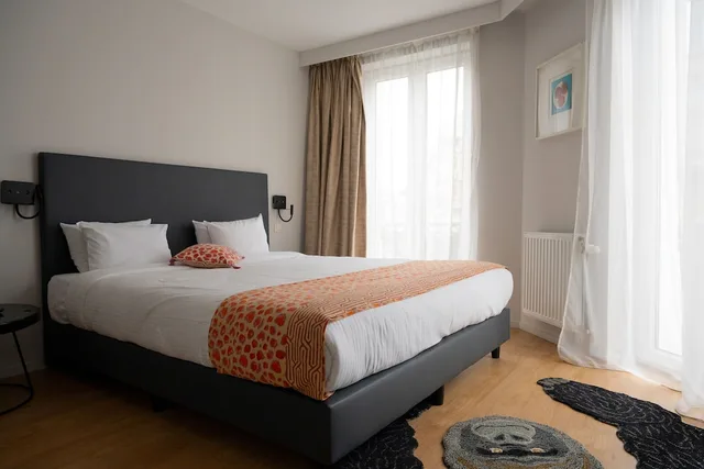 غرفة بسرير كوين، Hotel La Piece 3/6