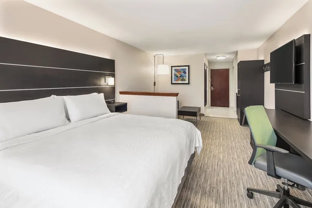 جناح بسرير كينج مع أريكة، Holiday Inn Express Hotel Suites Greenville Spartanburg Duncan 1/2