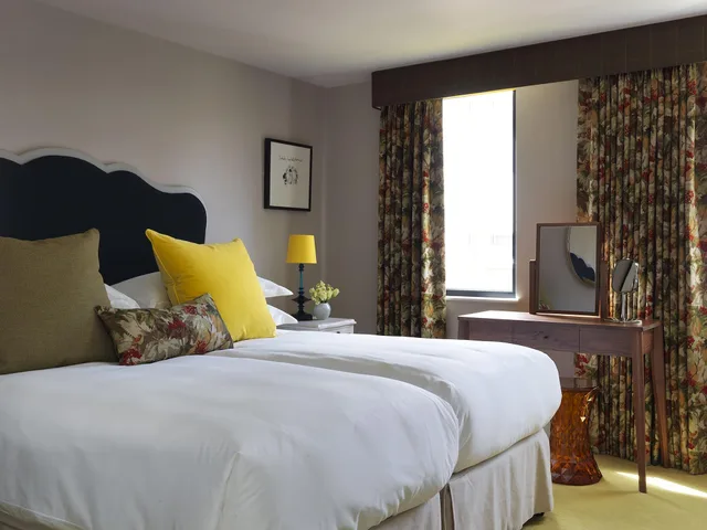 بنتهاوس بغرفتي نوم، Cheval Knightsbridge 1/3