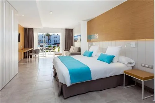 غرفة ديلوكس بسرير مزدوج أو سريرين منفصلين، BLUESEA Bahia De Lobos 1/2