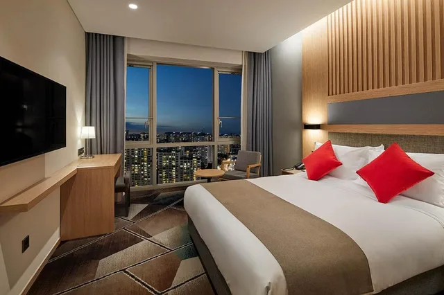 Superior, Double Bed, Staz Hotel Premier Dongtan 1/2