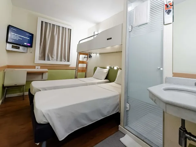 غرفة بثلاثة أسرّة، Ibis Budget Vitoria 9/10
