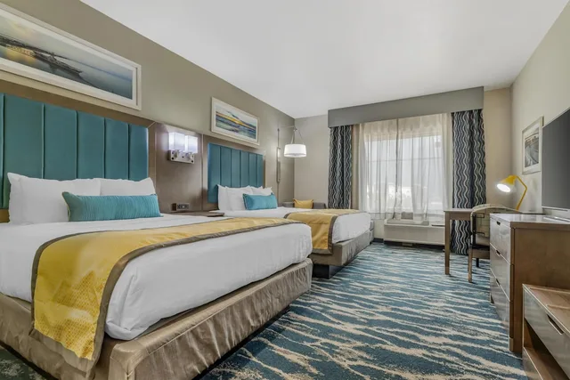 Standard, 2 Queen Beds, Bay View, Kitchenette، Executive Residency By Best Western Corpus Christi 1/6