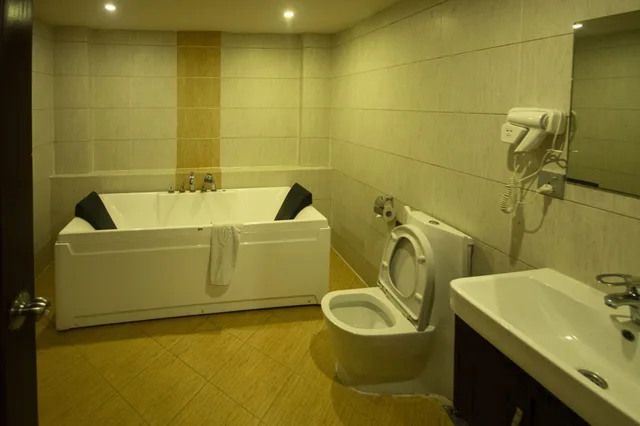 غرفة تنفيذية، S.G. Premium Resort 7/7