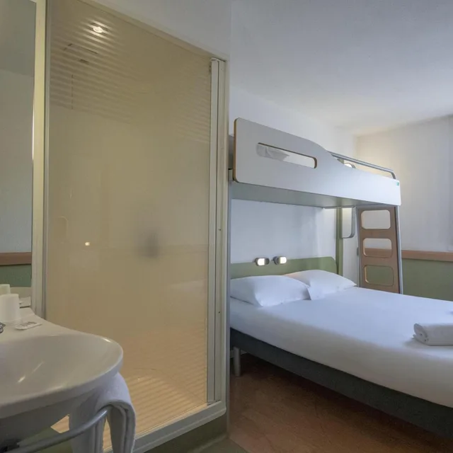 غرفة ثلاثية، Ibis budget Ajaccio 9/9