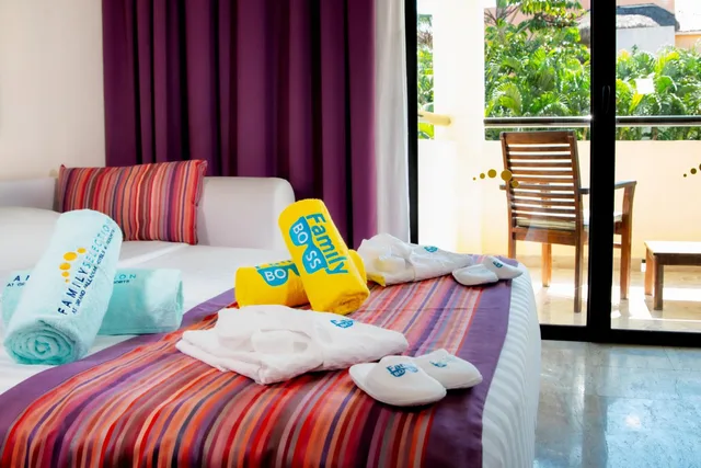 Junior Suite, Family, Family Selection At Grand Palladium Vallarta Resort Spa All Inclusive 8/10