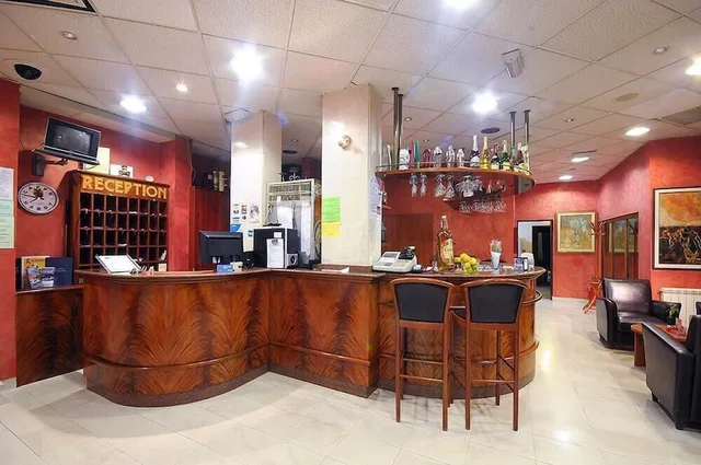 Hotel Aquamarin Budva، بودفا 5/50