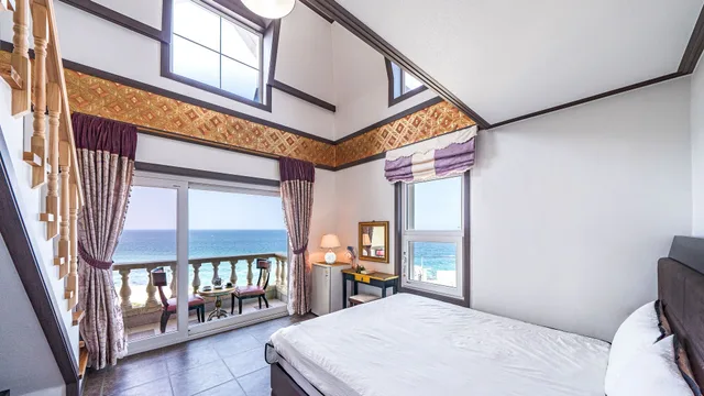 Muse, Queen and Twin Beds، Eastern Castle Pension 2/5