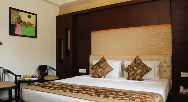 غرفة تنفيذية بسرير كينج، The Pearl Hotel 10/10
