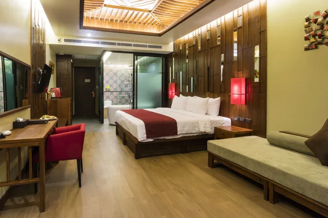 غرفة بريميوم بسرير كوين وسرير فردي بإطلالة على الجبل، Aonang Phu Pi Maan Resort And Spa 2/6