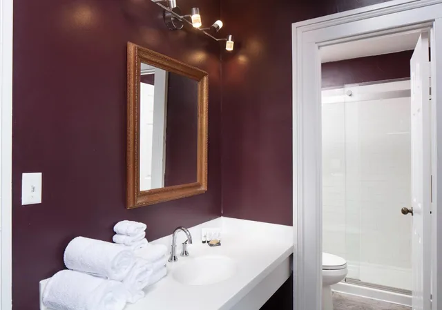 جناح بسرير كينج، Maison Saint Charles 4/5