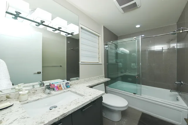 4 Bedrooms, Family, House, 4 Queen Beds, Mountain View, The Chateau 7/8